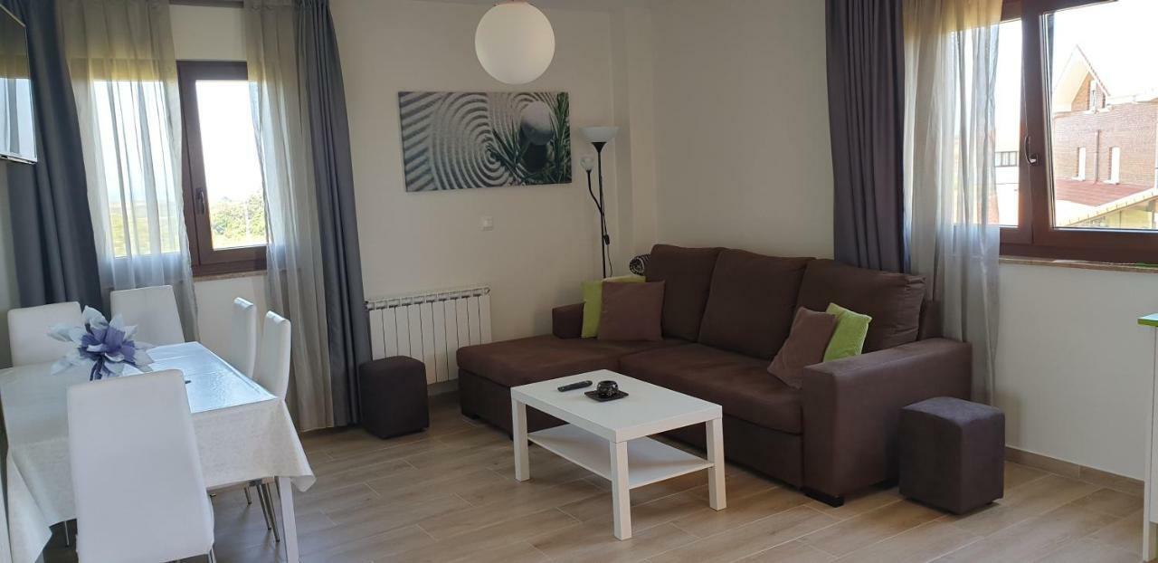 Apartamentos La Pradera De Isla Plana Esterno foto