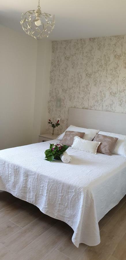 Apartamentos La Pradera De Isla Plana Esterno foto